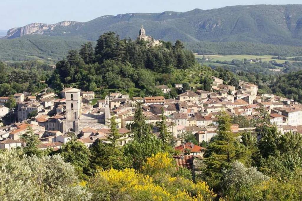 Gite Les Granges Dans Ferme Provencale. 14 Pers Ongles Exterior photo