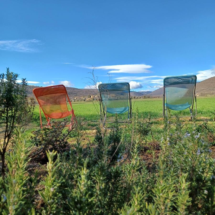 Gite Les Granges Dans Ferme Provencale. 14 Pers Ongles Exterior photo